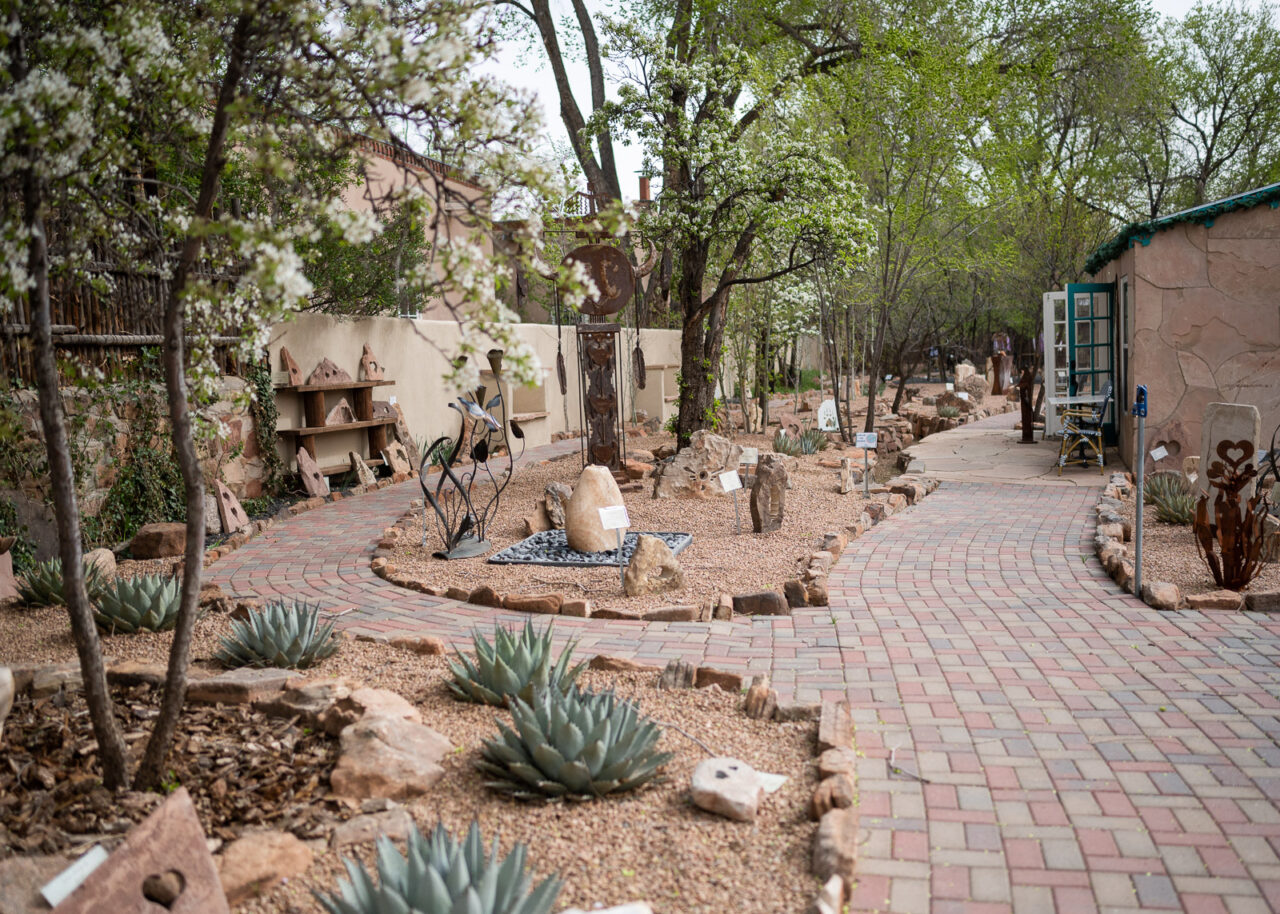 ahmyo-wine-garden-1280x914-1 Ahmyo Wine Garden, Santa Fe