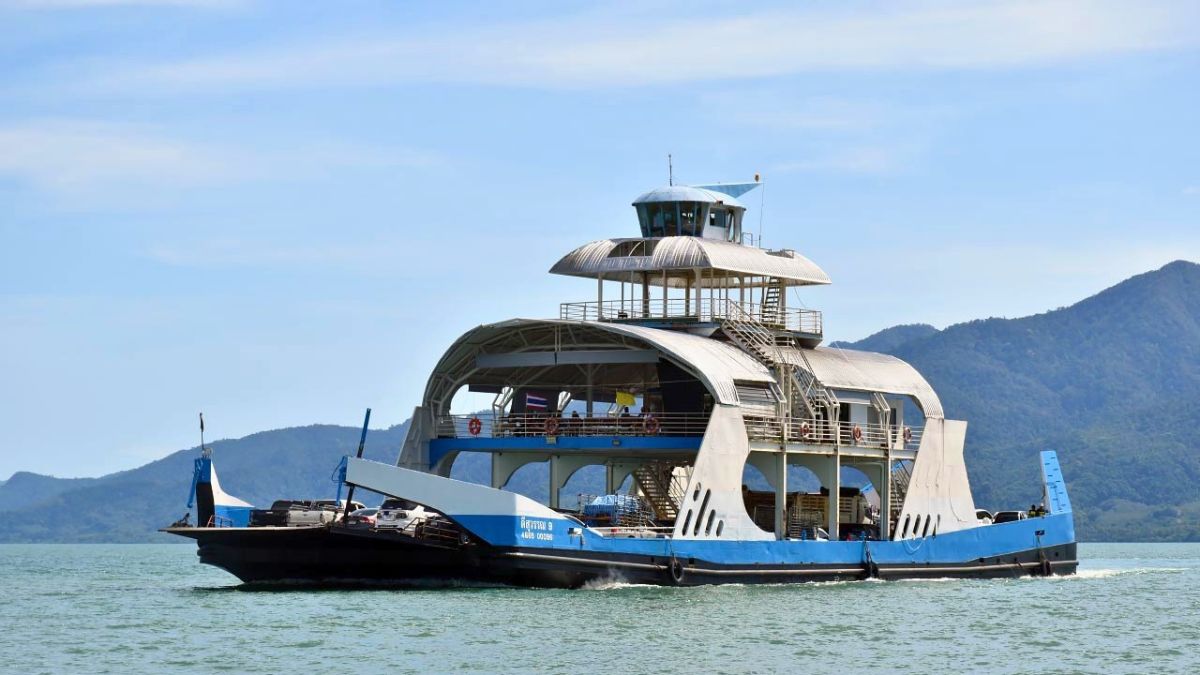Ko Chang Passenger and vehicle ferry Ko Chang Passenger and vehicle ferry